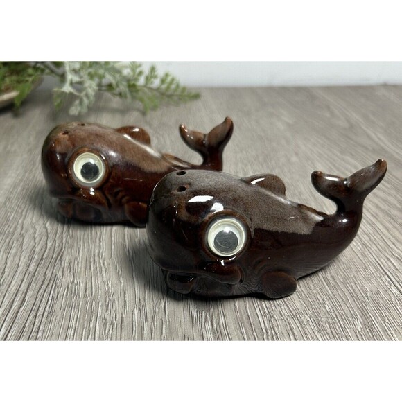 VTG Ceramic Whale Salt & Pepper Shakers Googly Eyes Stoppers Anthropomorphic - Picture 2 of 10